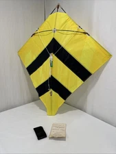 Vtg Rare Frontier Kite Inc F-Series Stunt Kite Diamond Shaped Bumble Bee Colors