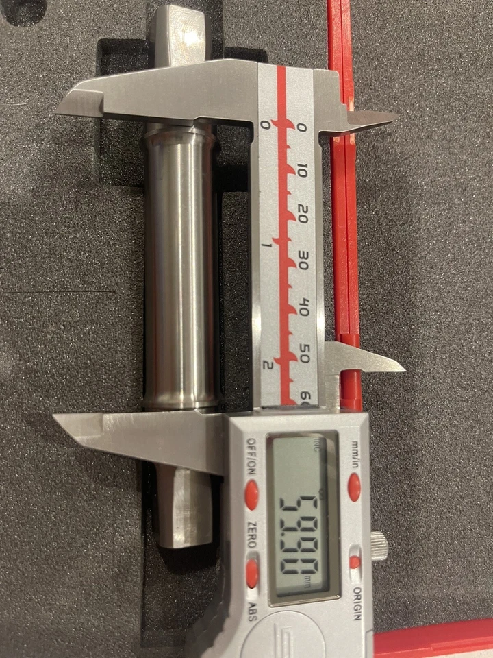 Titanium Bottom Bracket Spindle 73 X 117 New Old Stock Ti-6AL-4V - Image 2 of 4