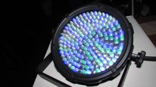 2 VENUE LIGHTING THINPAR 64 - Multicolor LED ...