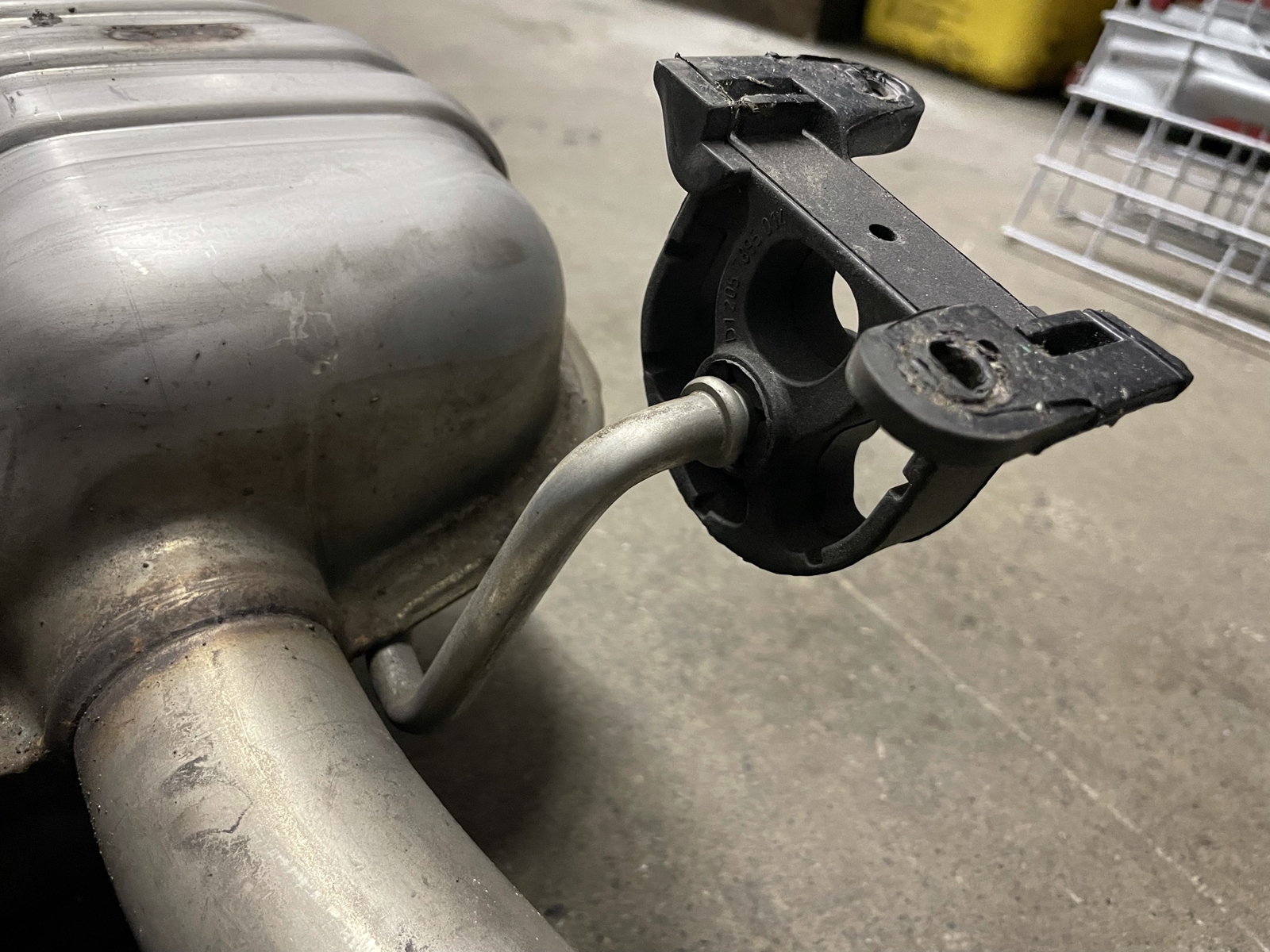 06-13 Bentley Continental Flying Spur Right Passenger Exhaust Muffler 10K MILES
