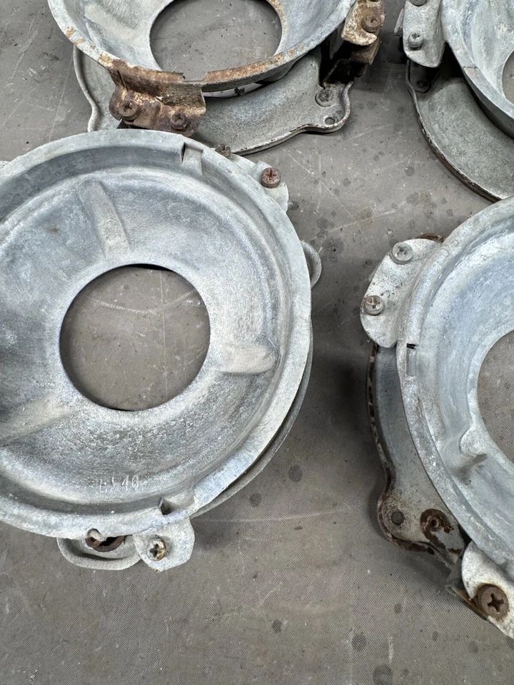 Dodge Charger Coronet 1965 1966 1967 cucharones de montaje de faros satélite GTX OE Foto 3 de 4