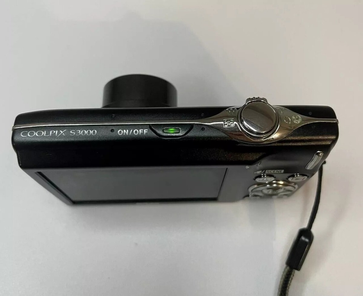 Nikon COOLPIX S3000 Digital Camera 12.0MP 4x Optical Zoom with