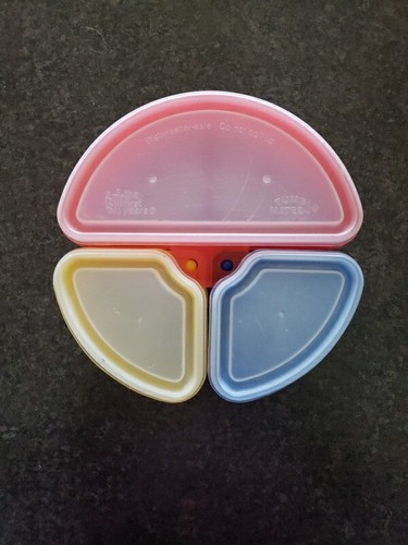 The First Years Tumble Mates Divided Sealing Food Container *FO 