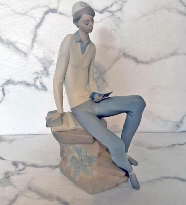 Vintage Lladro 4684 Hebrew Student. Bar Mitzvah
