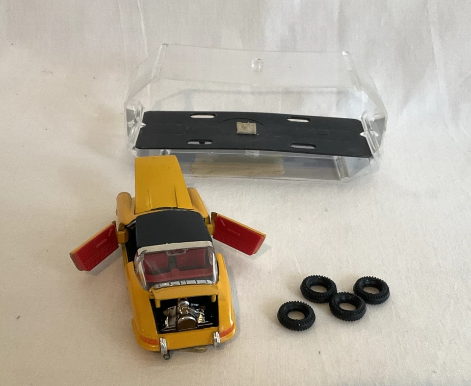Sablon 1 Porsche Targa VINTAGE Yellow 1/43 Made Belgium *No Tire Melt*! - Image 3 of 4