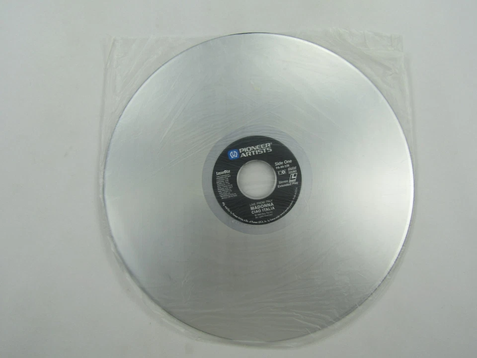 VTG Madonna Live From Italy Ciao Italia Laserdisc Pioneer Artists Pop 1988 - Image 4 of 4