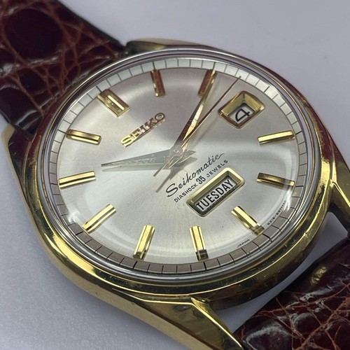 SEIKO SEIKOMATIC WEEK DATA AUTOMATIC DOLPHIN BACK MEN'S WRISTWATCH 60S USED - Picture 2 of 12
