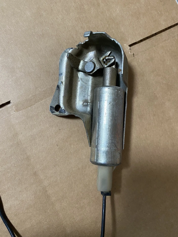 1978-88 GM Chevy Trunk Lock Release Solenoid G-Body Monte Carlo Regal Olds - Image 3 of 4