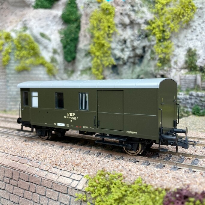 Fourgon porte-bagages type F ROCO 74222 wagon HO 1/87 train miniature PKP epoque IV