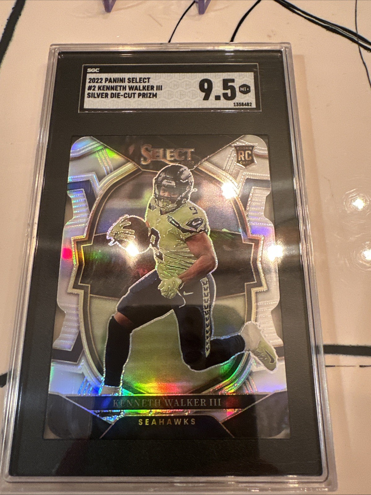 2022 Panini Select - Concourse Kenneth Walker III #2 Silver Prizm Die-Cut (RC)
