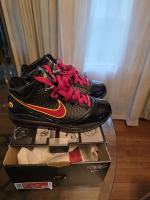 Nike LeBron 7 Fairfax Sz 9.5 Men