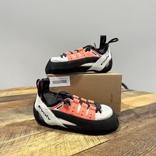 Evolv Women's Geshido Lace Climbing Shoes - Used