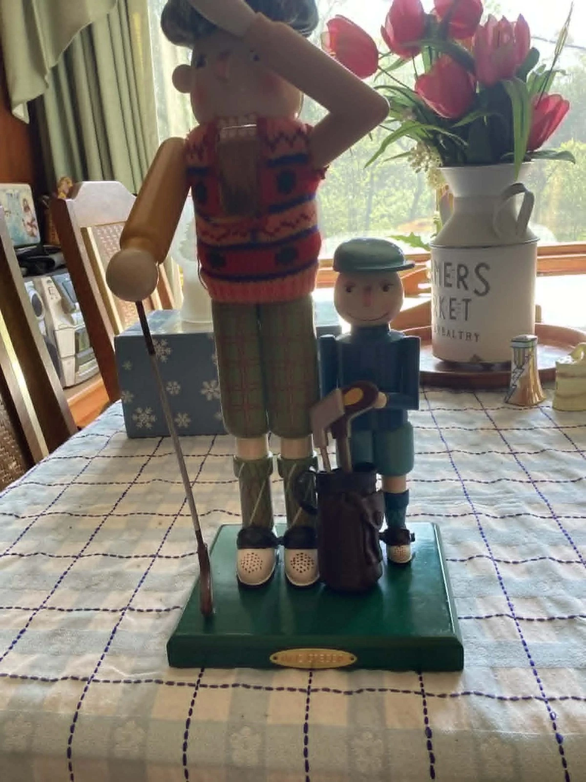 Nutcracker Mac Gregor Golfing