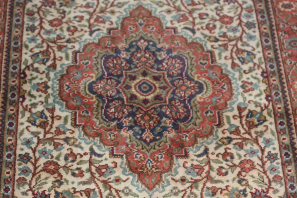 tapis turc fait main noué LADIK - 1,56 x 0,9 m - état neuf - Photo 3/4