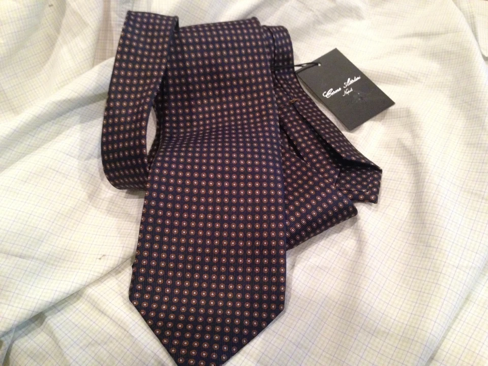  Corbata de seda CESARE ATTOLINI lunares hecha a mano en Italia Foto 3 de 3