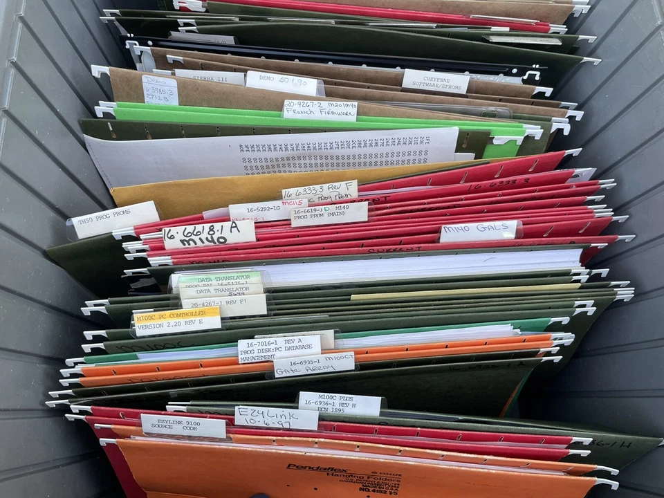 CHAPARRAL COM. LOTE EPROM DE DISCO SOFTWARE DE ENGENHARIA POR SATÉLITE BANDA LARGA LNB - Imagem 2 de 4