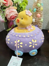EASTER CERAMIC CHICK DRIVING EGG LIGHT UP EGG FIGURINE TABLETOP DECOR