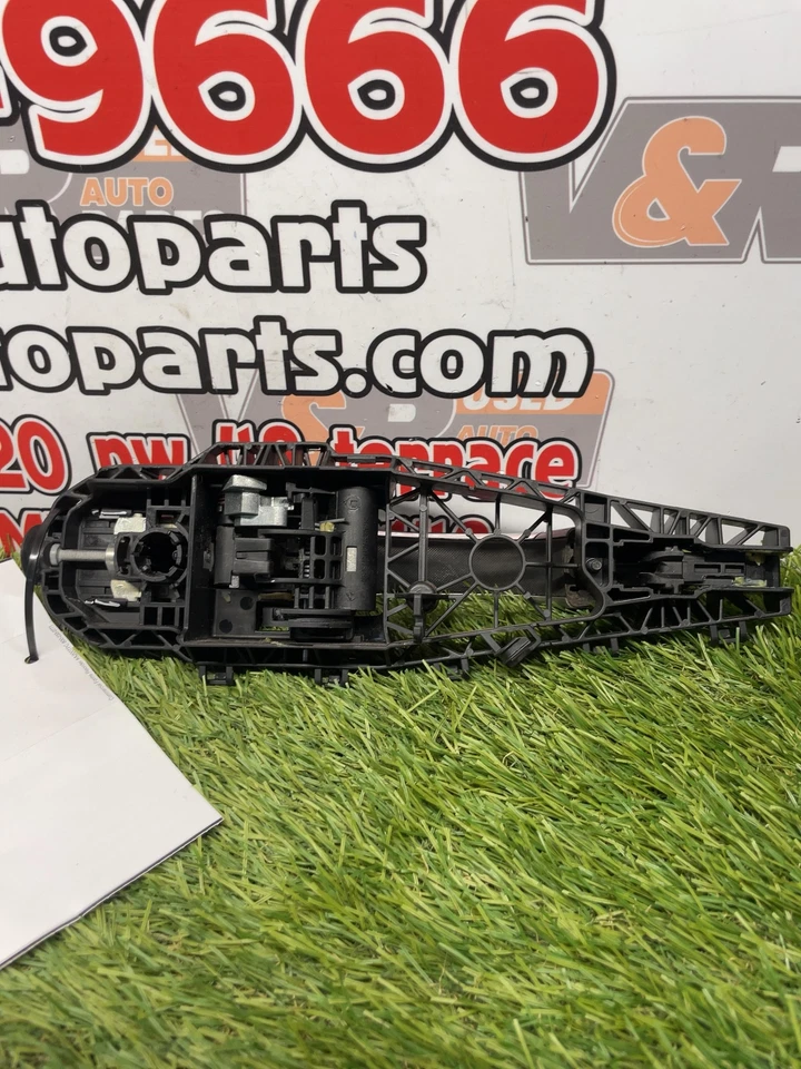 ✅ Manija de puerta exterior Chrysler 200 2016 lado izquierdo Foto 2 de 3