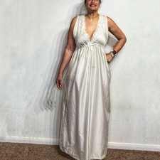 Barbizon Boutique Ivory Satin Lace Trim Vintage Maxi Nightgown Sz M