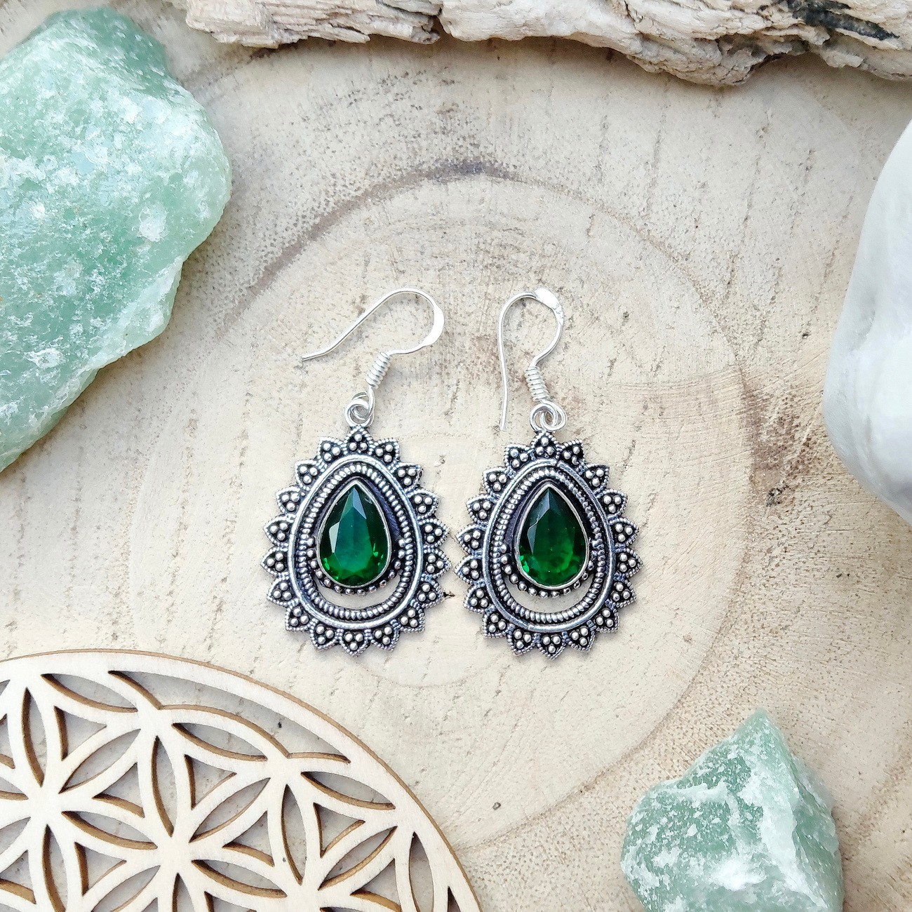 Boucles d'oreilles pendantes diopside vert et argent 925 style bohème chic unique