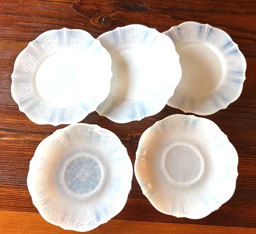 Five Vintage Depression 1930s Monax Dessert Plates  & Saucers (Amer Sweetheart)