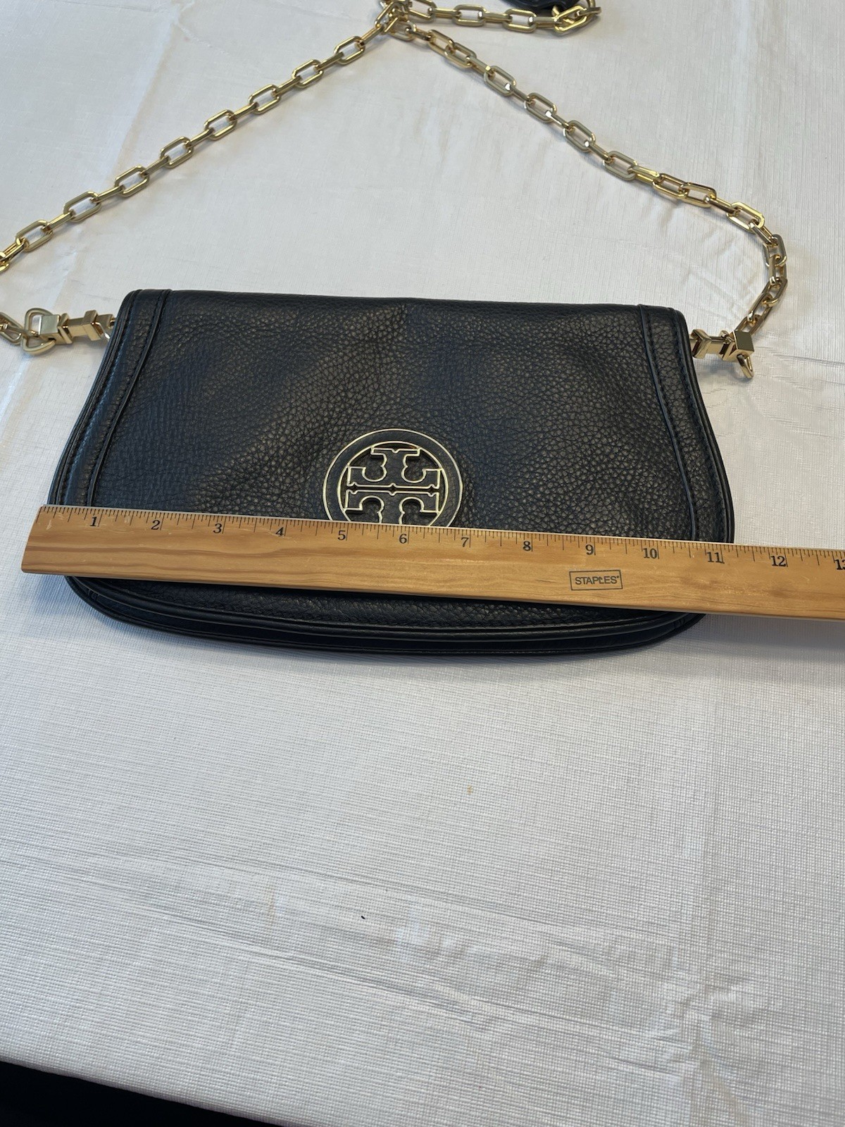 Tory Burch Amanda Logo Crossbody Pebbled Leather Clutch Black Gold Chain Link thumbnail 18