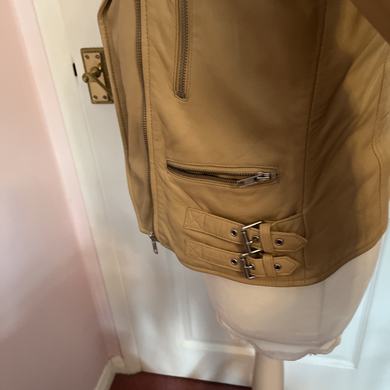 Each x Other Paris Leather Style Jacket Size Medium. Beautifully Soft Leather. image 5