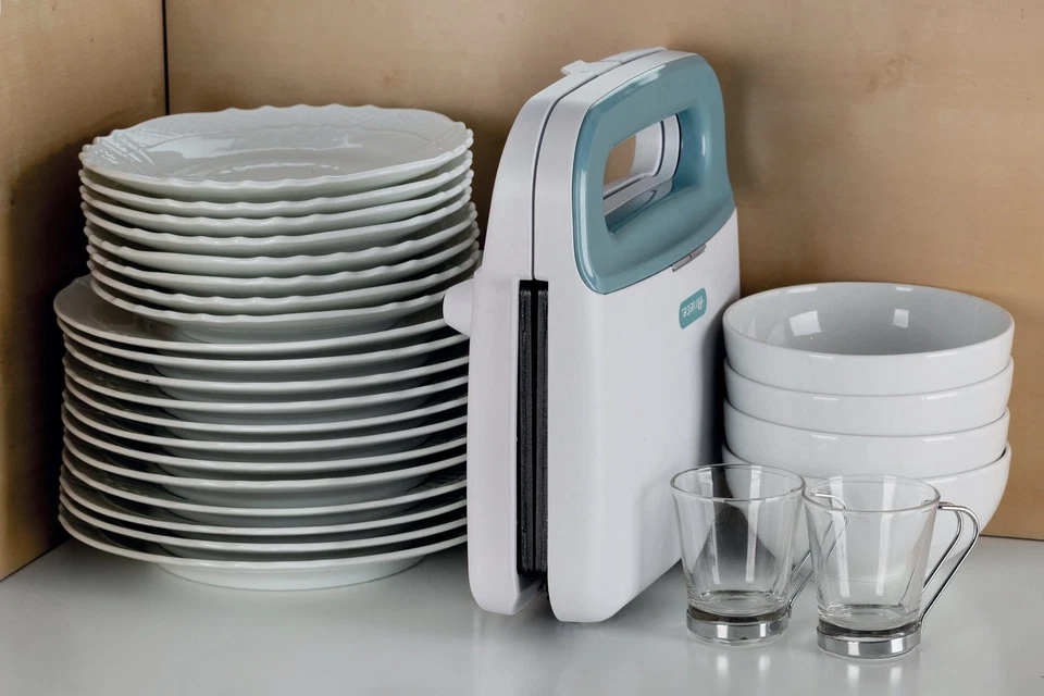 Ariete Tostiera Breakfast 1971 Piastra elettrica toast e sandwich 750W Bianco - Immagine 2 di 4