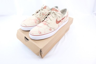 janoski blood splatter