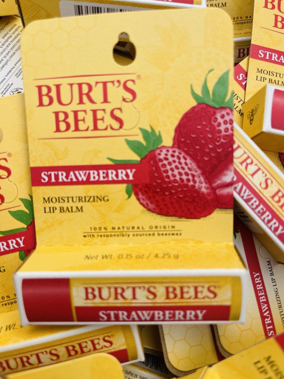 Lot Of 15 Burt's Bees Strawberry Moisturizing Lip Balm Chapstick 100% Natural