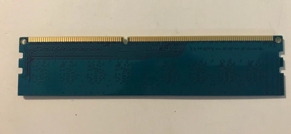 Kingston 2 GB (1 X2GB) 1Rx8 PC3-10600U K1N7HK-ELC  Desktop Memory Ram - Image 3 of 3