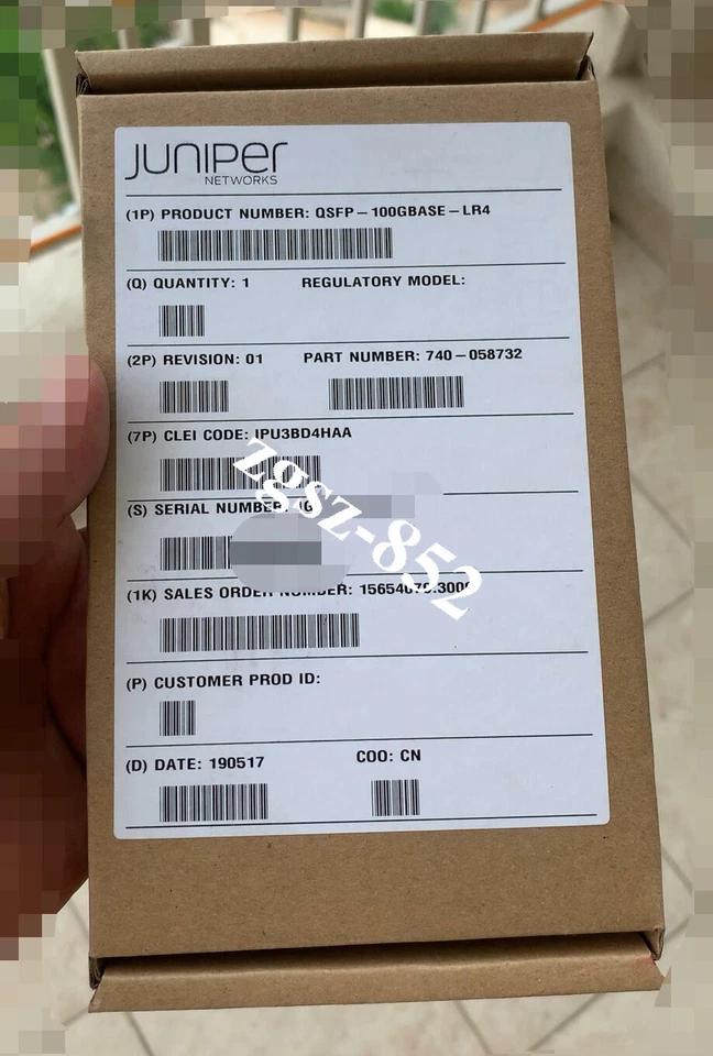 Juniper JNP-QSFP-100G-LR4  740-058732 REV 01 SMF 10km 1310nm 75C  IPU3BD4HAA - Image 2 of 3