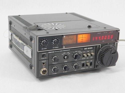 Icom IC-211 Vintage 2-Meter All-Mode Ham Radio Transceiver (needs work ...