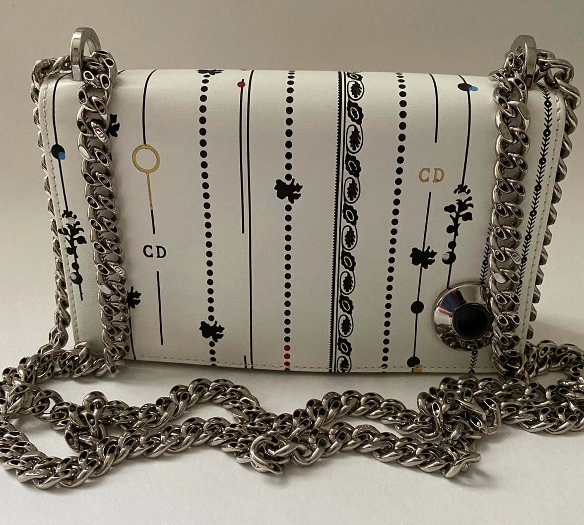 Sac Cristian Dior cuir blanc Dioramma mini édition limitée portefeuille chaîne