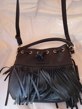 Handtasche Hüftgold Berlin Schwarz mit Fransen