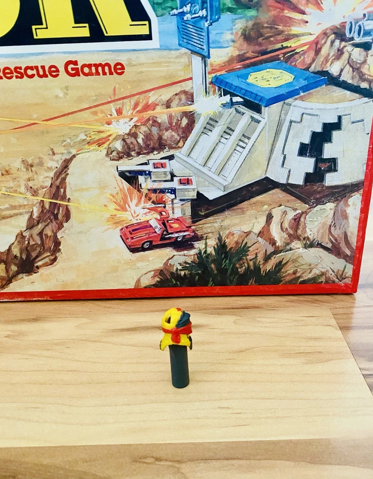 RARO Kenner M.A.S.K. Máscara Goliath Shroud 1987 Matt Trakker serie 3 ¡de colección casi nueva! Foto 4 de 4