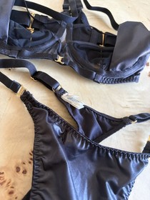 New Bordelle Vero Satin + Mesh Bra & Thong Set / Medium/SS