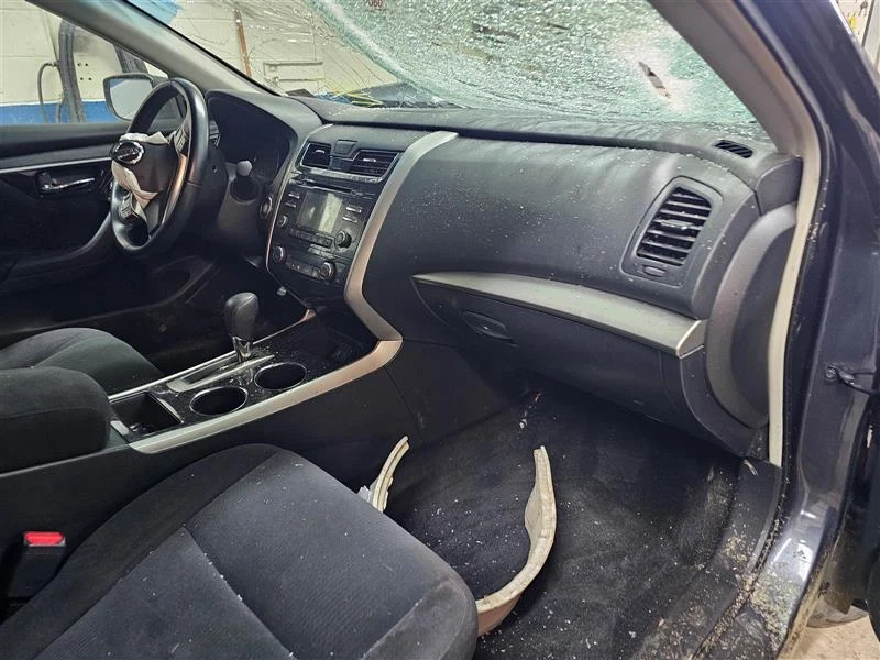 Used Rear Left Door Assembly Rear Side fits: 2013 Nissan Altima electric Sdn Rea Foto 4 de 4