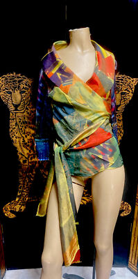 Laura Julio Buenos Aries size 42 abstract bold colors blouse with sash