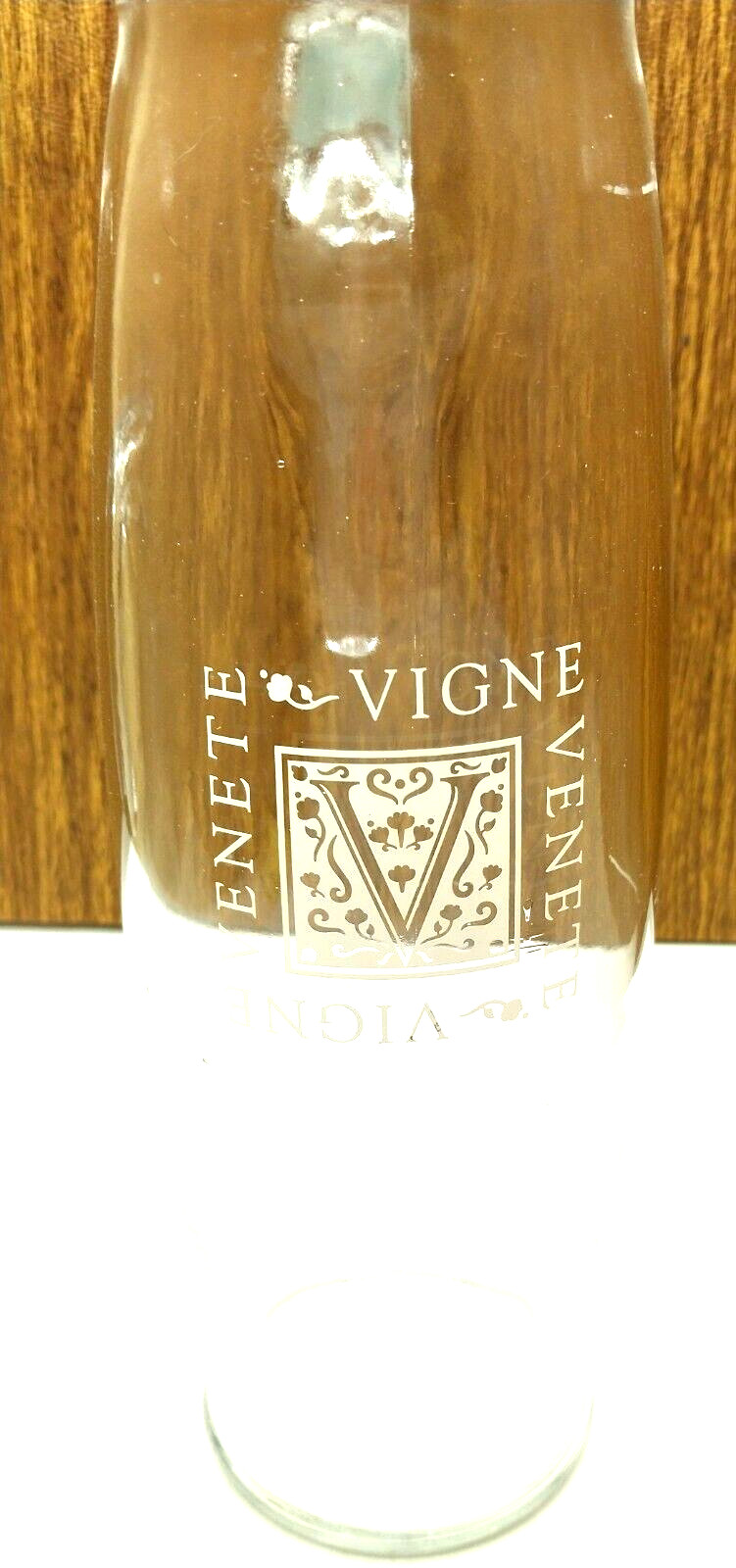 Set of 2 Sizes Venete Vigne Italian Red Wine Carafes Jugs Clear Glass W/Handles