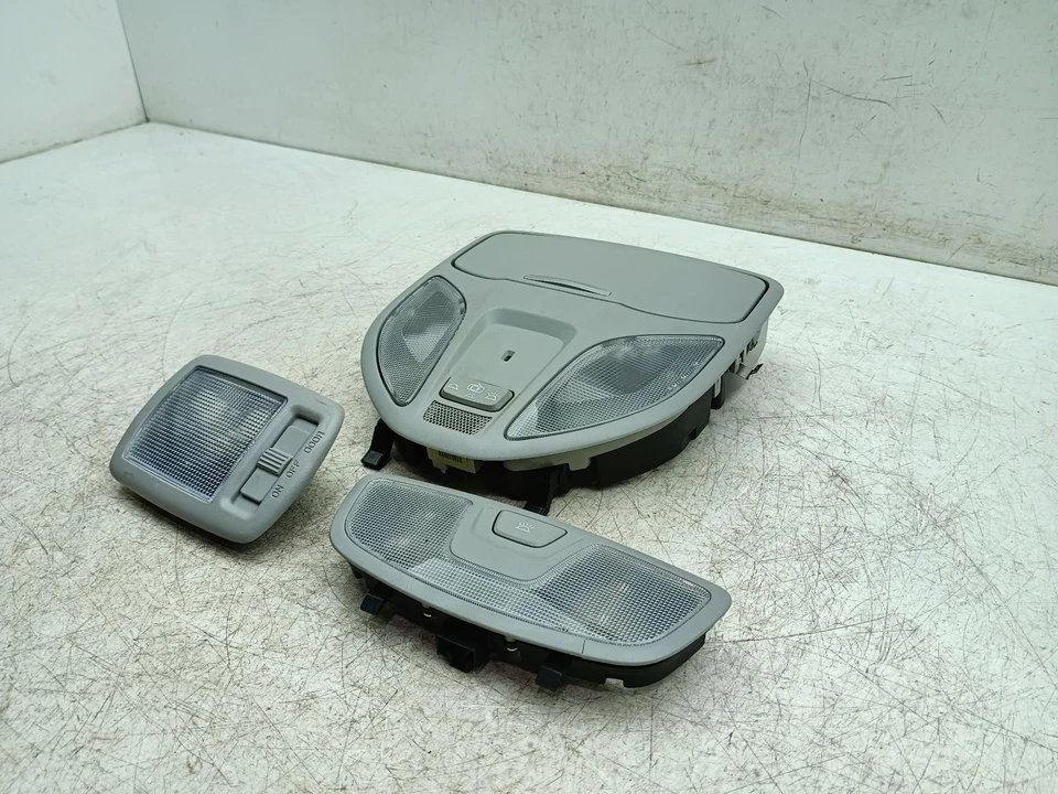 JUEGO TECHO INTERIOR LUZ CORTESÍA HYUNDAI SANTA FE 928002W500 MK3 DM 2015 - 2018 Foto 2 de 4