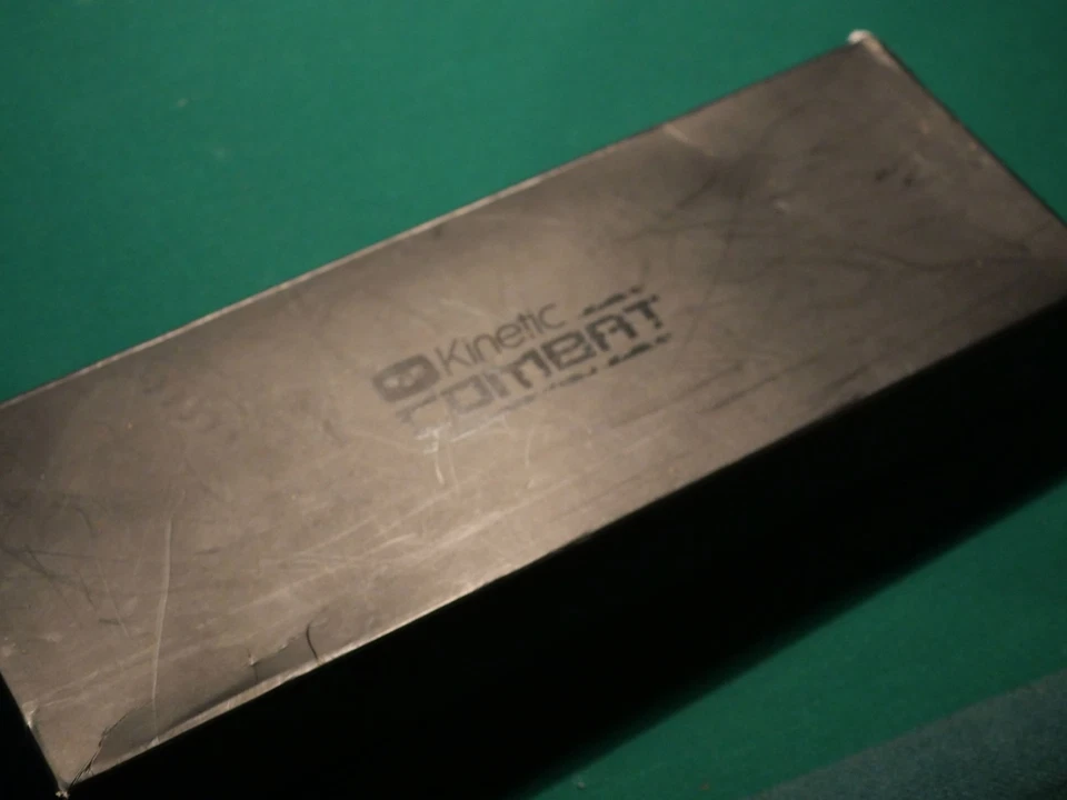 PS2 coffret KINETIC combat PS2 GUI25JVD010 - Photo 2/4