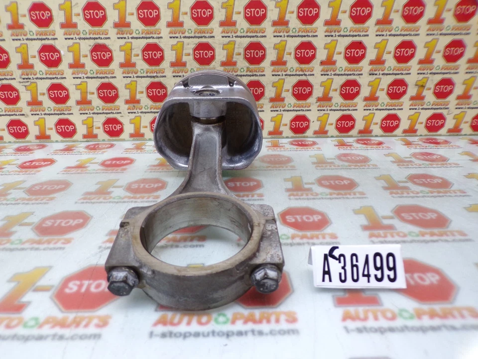 2004-2007 CHEVROLET SILVERADO 1500 PISTON W/ CONNECTING ROD 89060484 OEM - Image 2 of 4