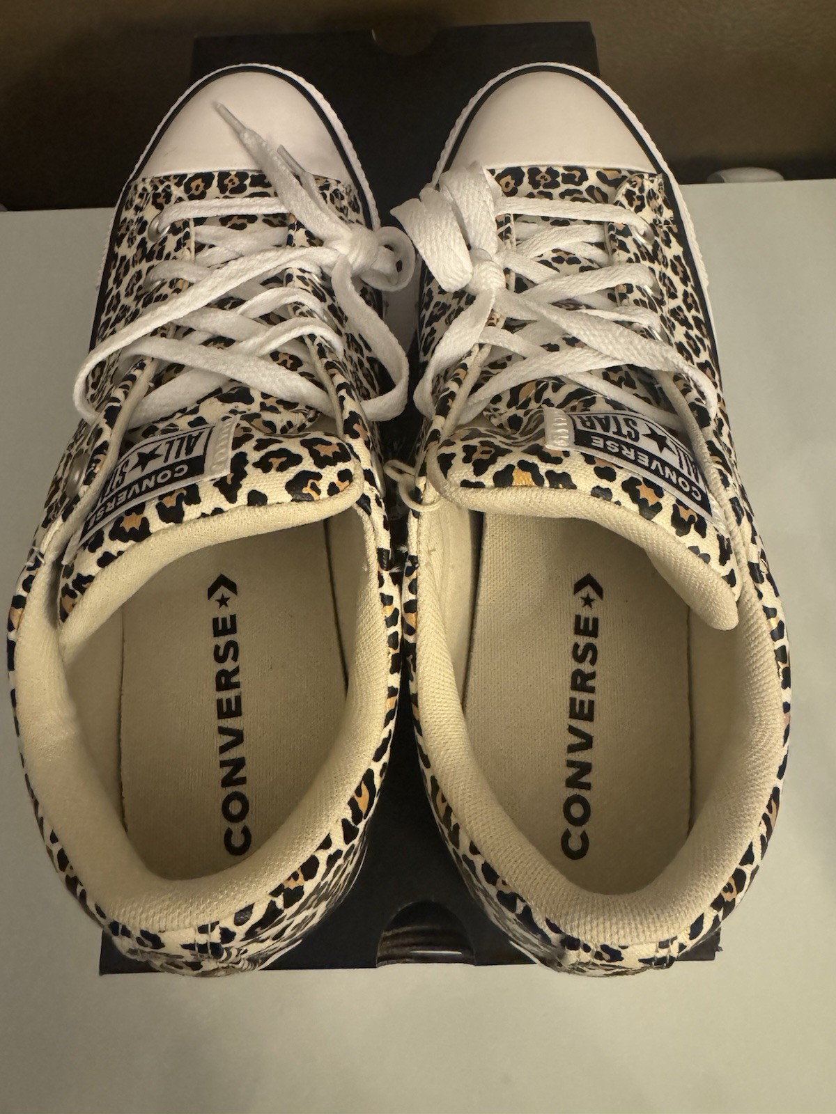 Converse Chuck Taylor All Star Leopard Print Low Top Sneakers Women Size 12 New thumbnail 4