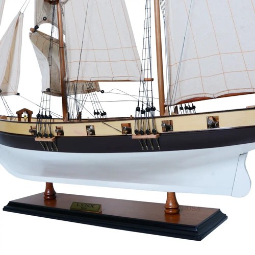 FULLY ASSEMBLED Lynx Painted Tall Ship Model - Picture 6 of 13