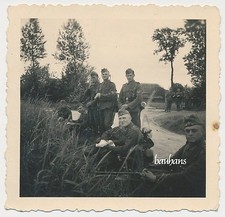 Foto Wehrmacht Soldaten -Sturmgepäck-Spaten-Bajonett  2.WK  (D259)