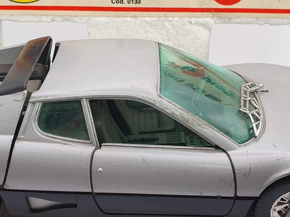 Ferrari 512 BB Burago 1/24 Argento - Immagine 2 di 4