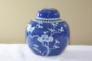 Antique Chinese Blue & White Ginger Jar w/ Lid cracked with repair 19th century