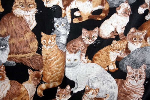 VINTAGE CRANSTON- CATS AND KITTENS ON BLACK - 100% COTTON FABRIC - Picture 3 of 6