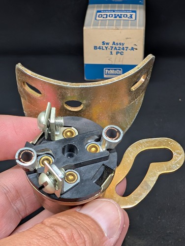 NOS 1952-54 LINCOLN CAPRI COSMOPOLITAN W/ POWER STEERING NEUTRAL SAFETY SWITCH - Picture 13 of 15